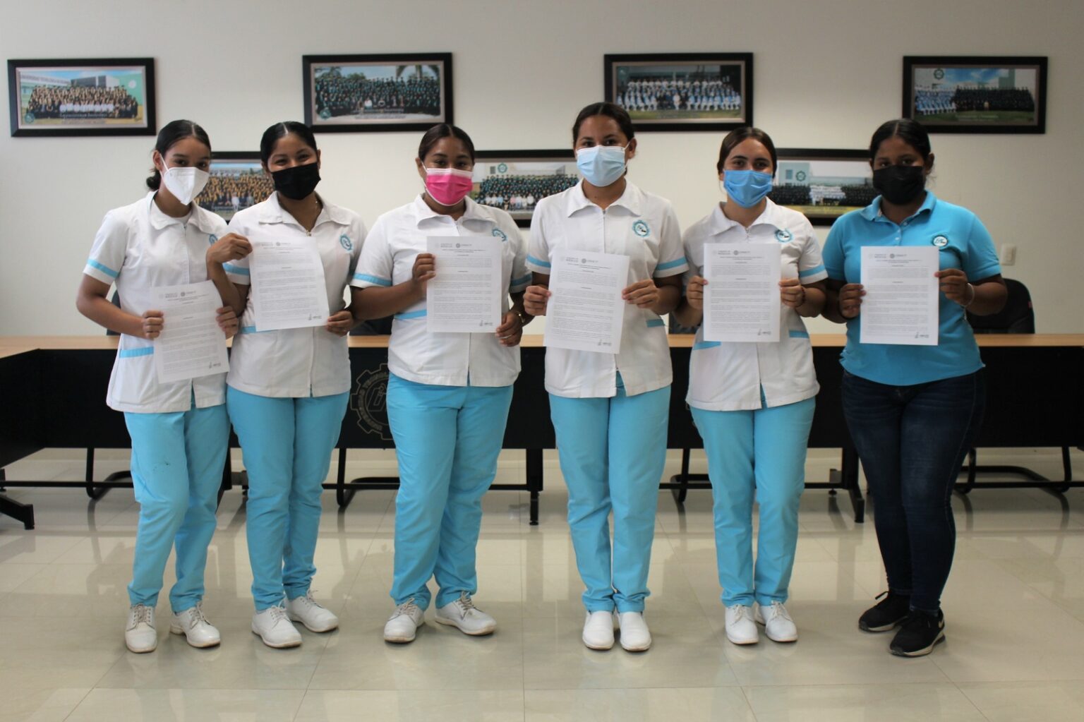 Estudiantes De Utesc Reciben Beca Para Madres Jefas De Familia